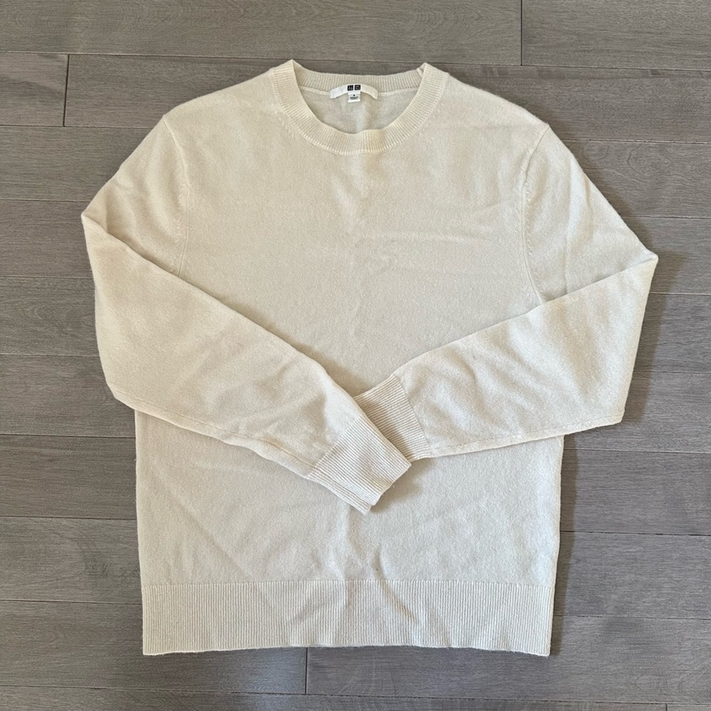 Uniqlo 100% cashmere crewneck sweater S white
